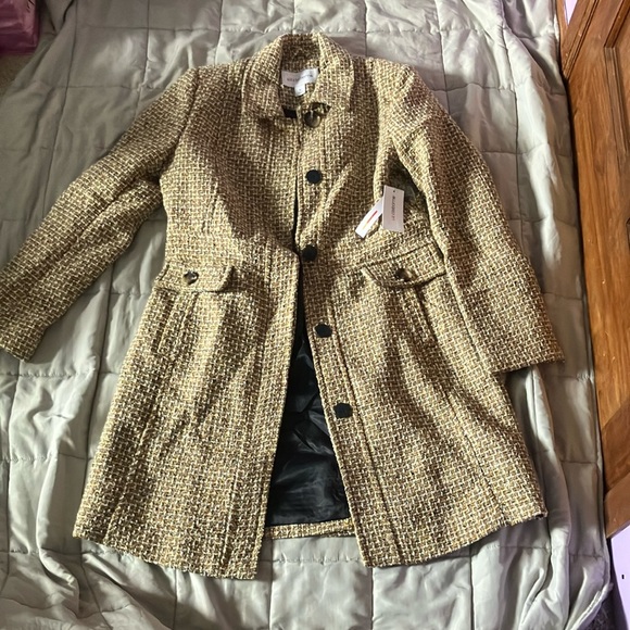 Liz Claiborne Jackets & Blazers - ⚠️ LAST CALL!⚠️ Liz Claiborne Tan and Black Trench Coat  🤎m OST
